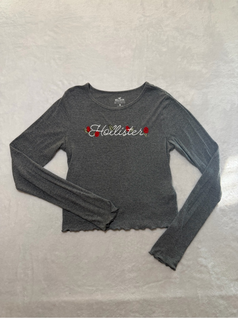 Hollister Junior Gray Long-Sleeve Embroidered Logo Top
